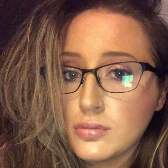 Meet your Posher, Cara - Picture 1 of 1